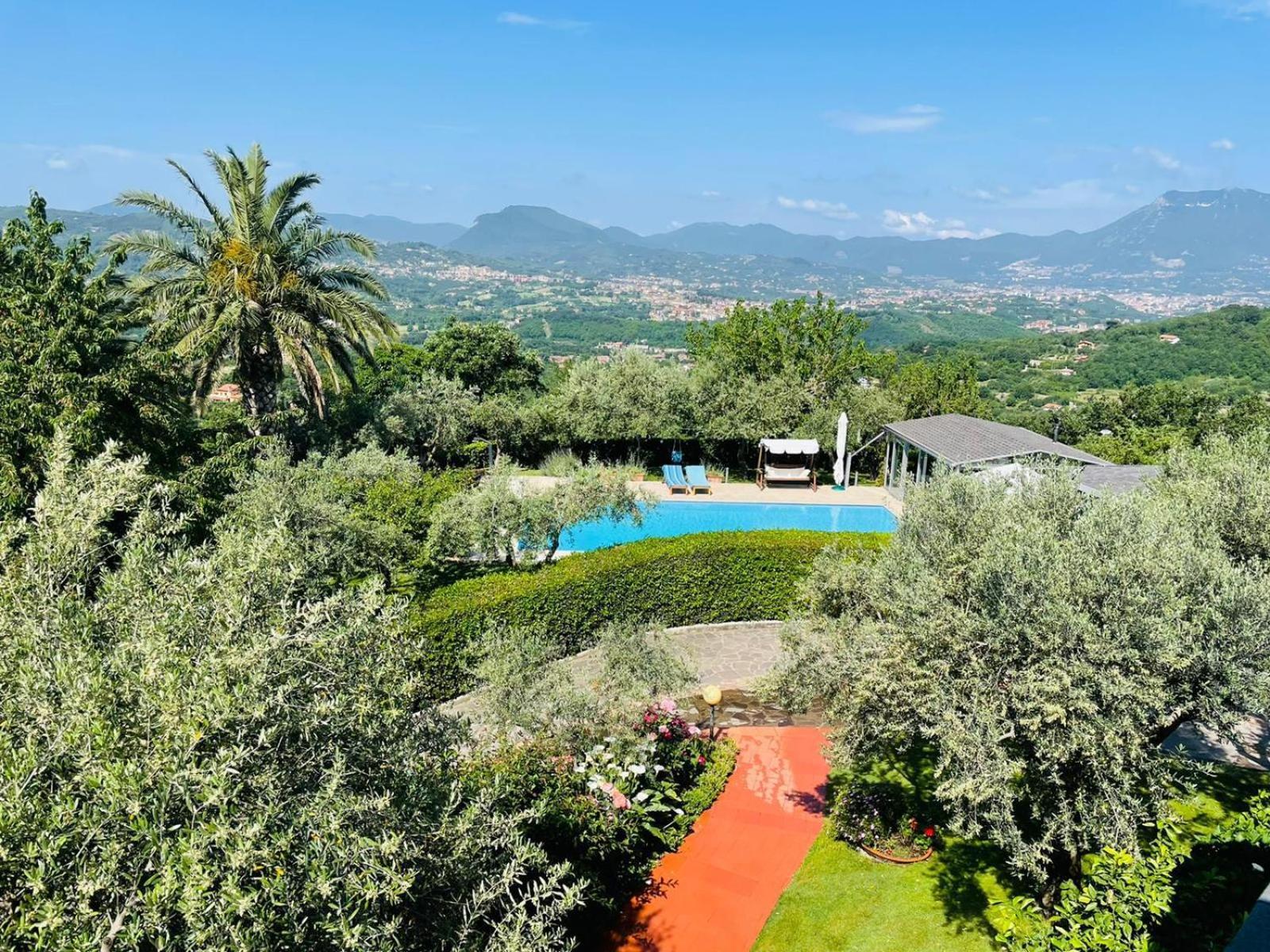 Villa Mandetta B&B Santo Stefano del Sole Экстерьер фото