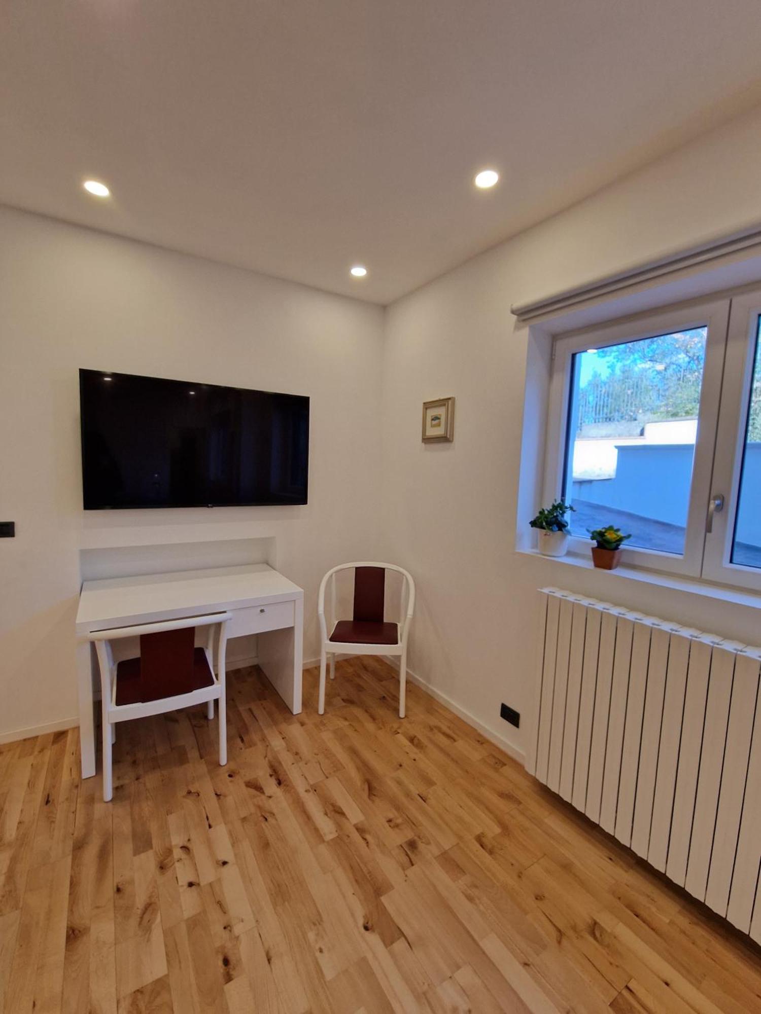 Villa Mandetta B&B Santo Stefano del Sole Экстерьер фото